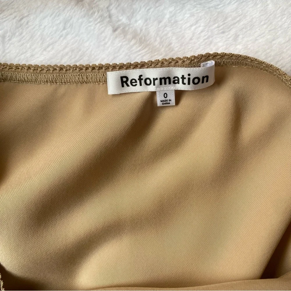 [SOLD] NWOT Reformation Layla Silk Skirt Size 0 - Picture 5 of 5